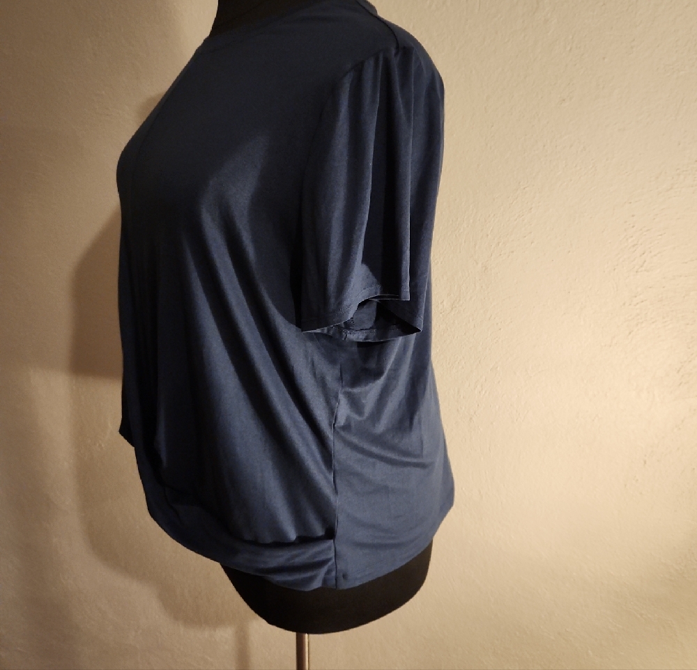 Ideology Women's Navy Twist Front Short Sleeve Tee 3X - Picture 2 of 7